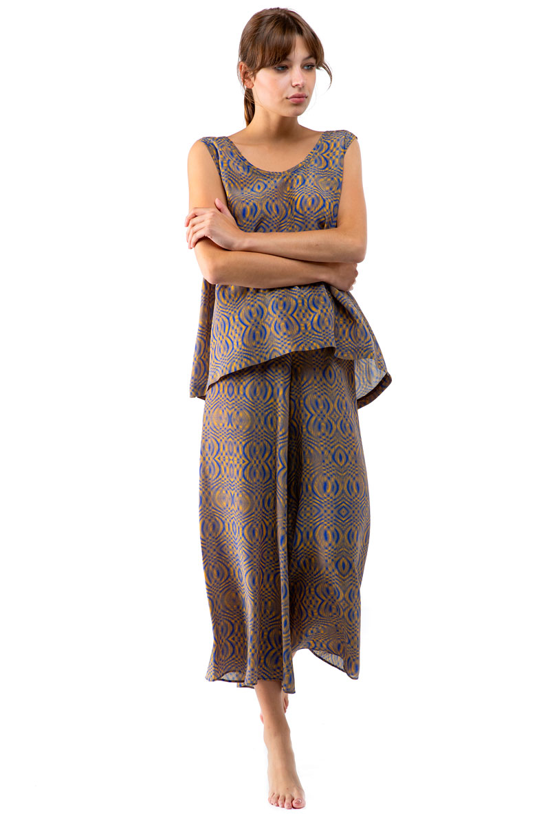 Loose Sleeveless Top