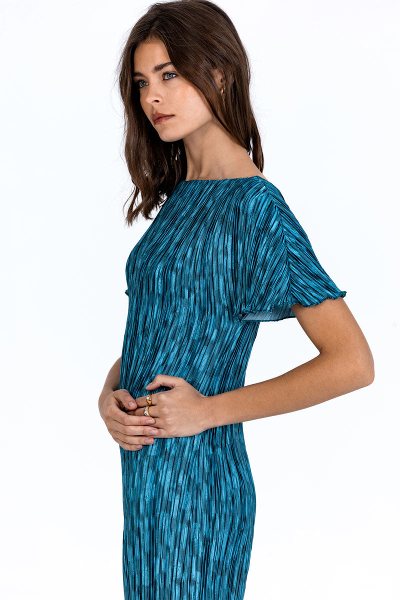 Sleeved Plissé Dress