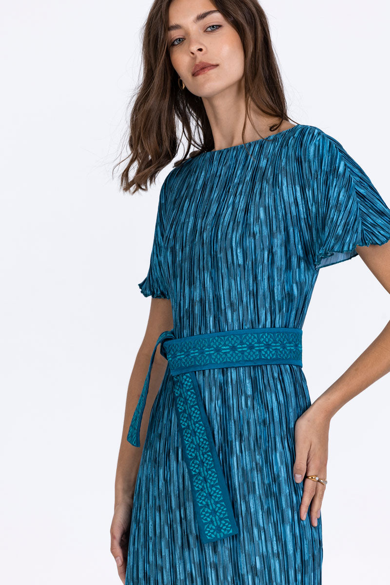 Sleeved Plissé Dress