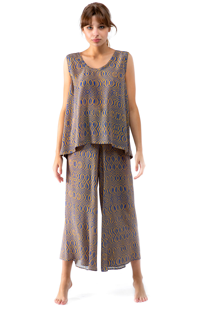 Loose Sleeveless Top