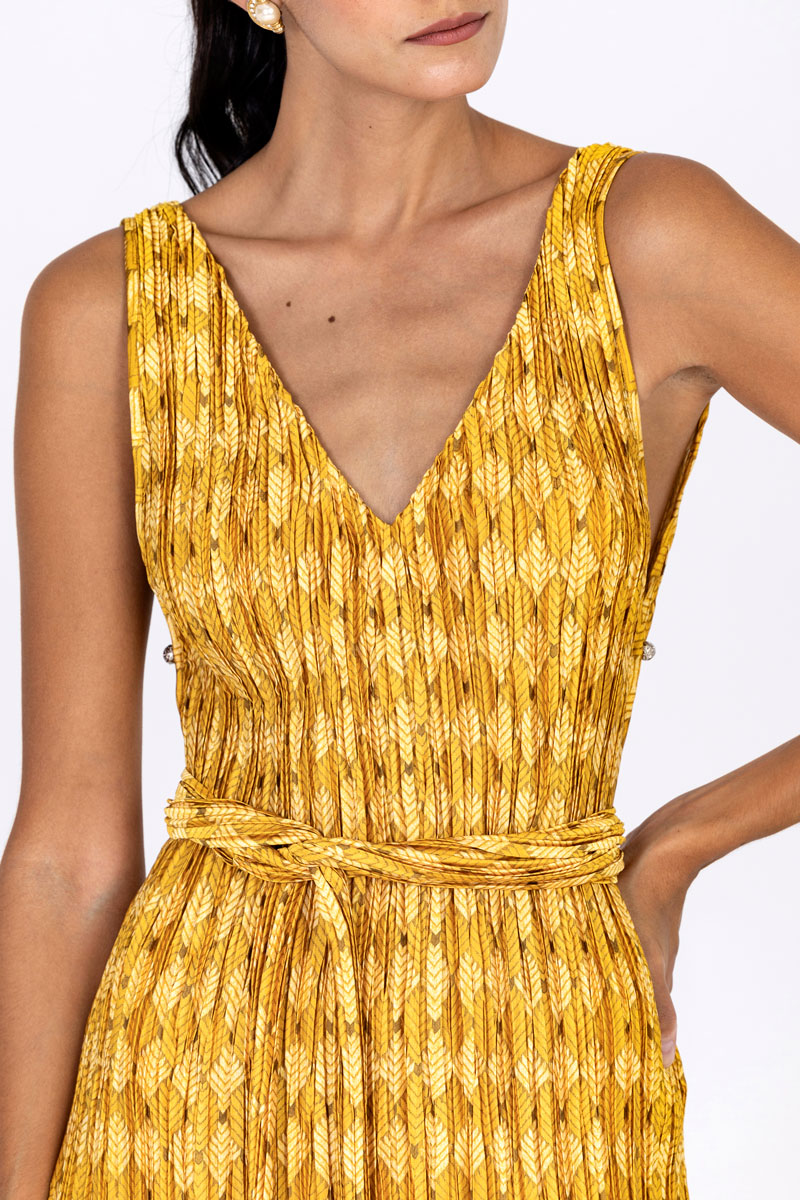 Plissé Belted Tube Dress