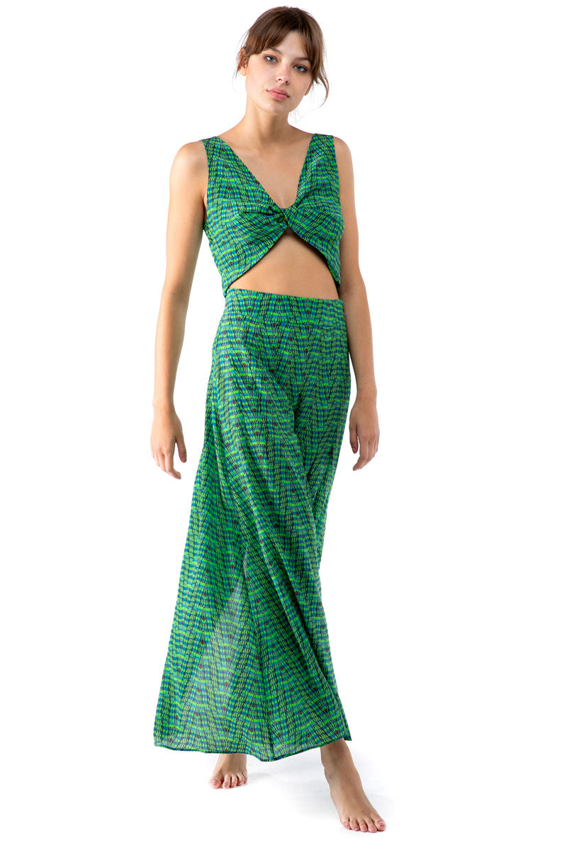 Loose Twisted Crop Top