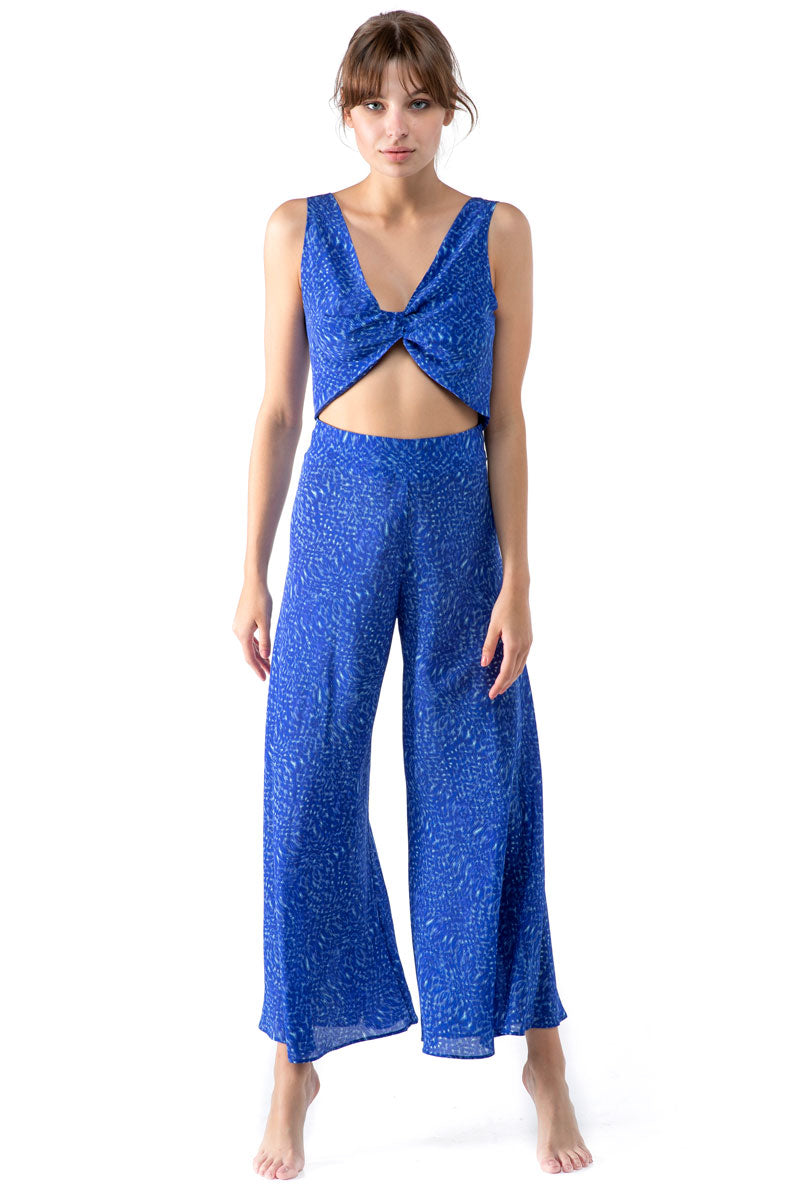 Loose Twisted Crop Top