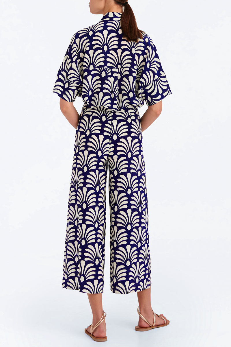 Contour Waist Crop Pants